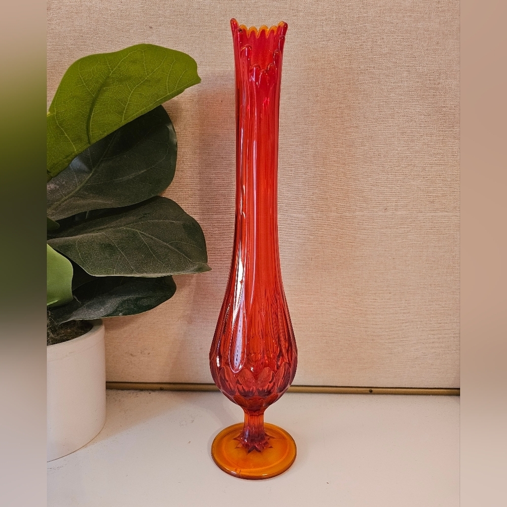Vintage Fenton Amberina Red Carnival Swung Art Glass Vase Ruffle Bud Thumbprint - Picture 7 of 11